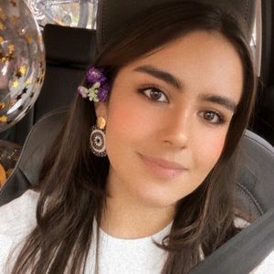 Meet your Posher, María